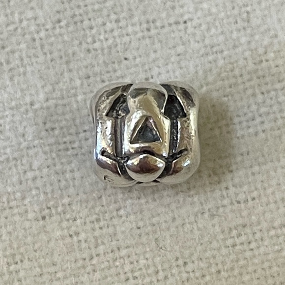 Pandora Jack-O-Lantern Pumpkin Charm - Picture 6 of 12